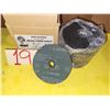 Image 1 : Box(25) of KETO 5" x 7/8" Quick Loc Grinding Disc Gr.36
