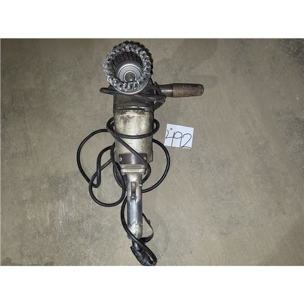 Black & Decker Grinder 7"-9"(tested)