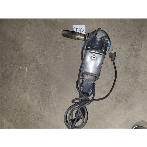 Black & Decker Grinder 7"-9"(tested)