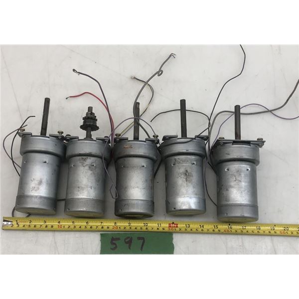 Lot (5) Motors