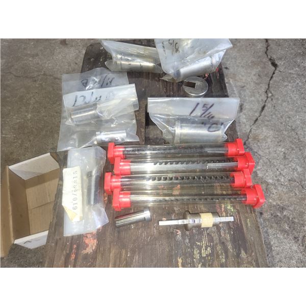 Lot of 5 Broach (3x 5/32" + 1x 3/32") & Sleeves