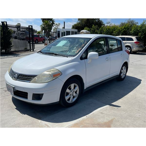 NISS VERSA 2007 T-DON - SMOG