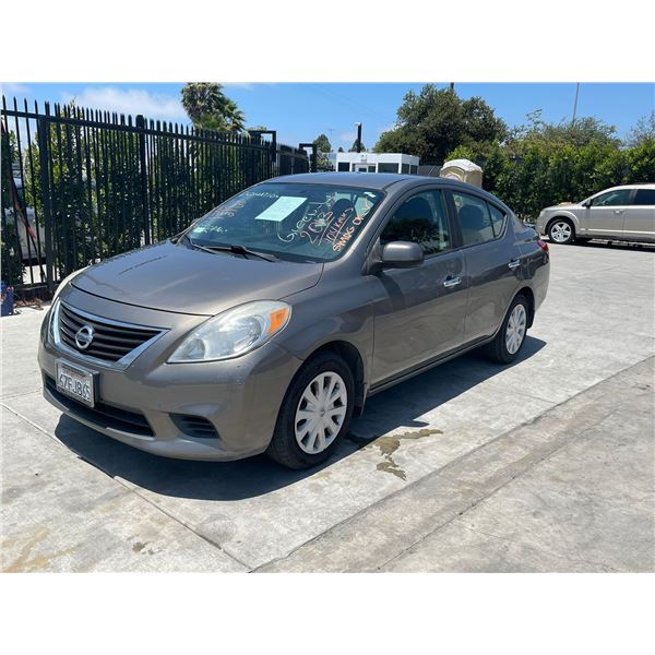 NISS VERSA 2013 APP-DUP-T DON SMOG