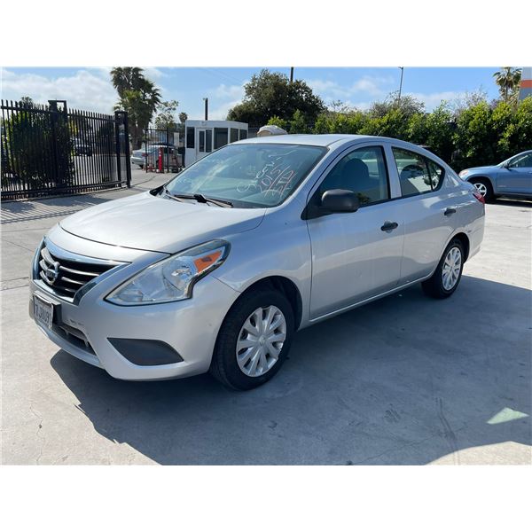 NISS VERSA 2015 T-DONATION