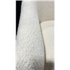 Image 3 : CREAM TUFTED FABRIC MODERN SWIVEL TUB STYLE ACCENT CHAIR