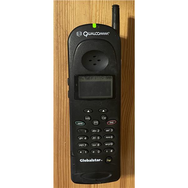 Qualcomm globalstar GSP-1600 Trimode portable Satellite phone