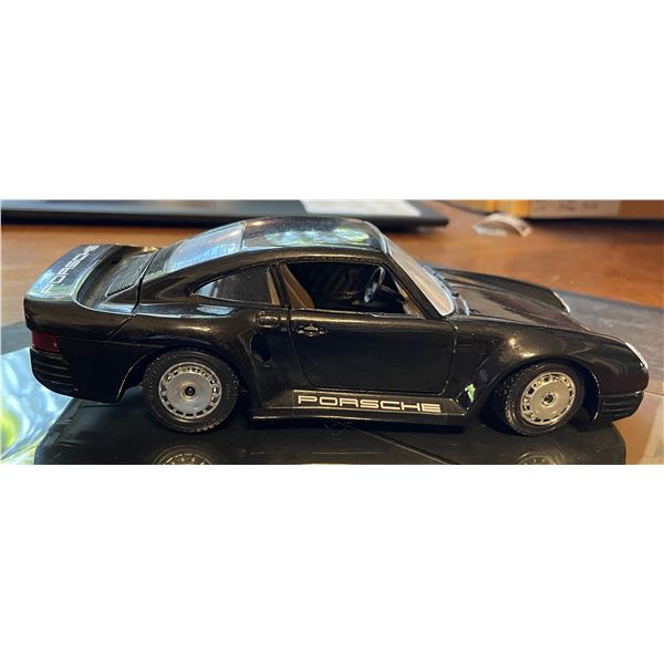 Burago diecast Porsche 959 1/24 scale