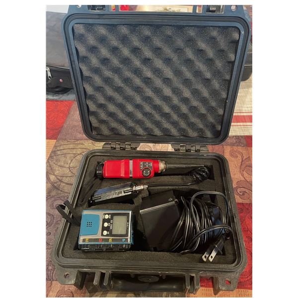 RKI GX-2001 gas monitor and kit with pump