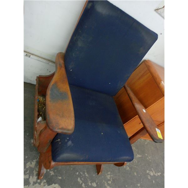 Vintage Mahogany Spring Rocker w/Magazine Rack