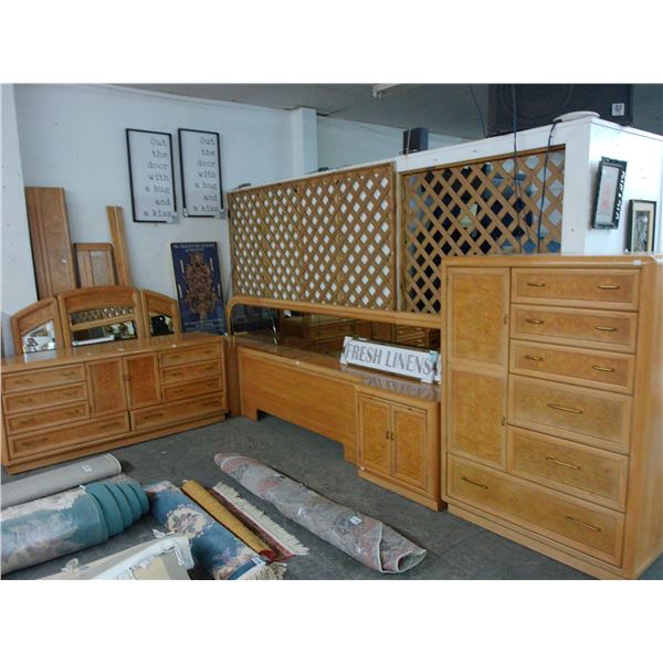 Burl King Bed/Dresser/Mirror/High Boy Set - (Mirror Cracked)