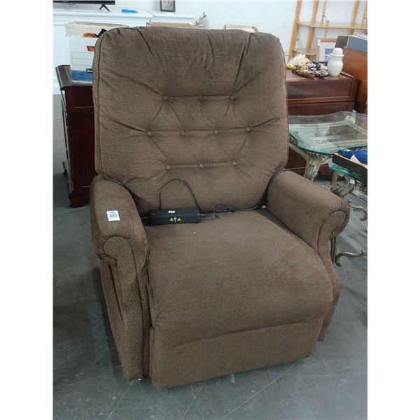 Brown Cloth Lift Recliner