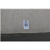 Image 2 : Beige Tufted Cloth Sofa