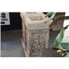 Image 3 : PAIR VINTAGE LARGE GARDEN PLANTERS (2 PCS) (34" X 18" X 18")