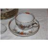 Image 5 : MEISSEN TEA SET W/LUNCHEON PLATES, INDIAN FLOWER (MULTICOLOR) PATTERN (22 PCS)
