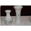 Image 2 : MEISSEN VASES, INDIAN GREEN PATTERN (2 PCS)