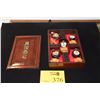 Image 1 : COLLECTION OF SNUFF BOTTLES W/STANDS IN ROSEWOOD CASE