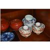 Image 2 : MIXED LOT: ASSORTED PLATES, BOWLS, LACQUER & KOREAN LOCK (10 PCS)