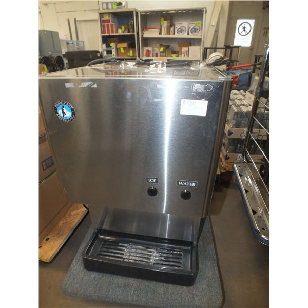 Water & Ice Dispenser