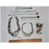 Image 1 : Lot of 8 necklaces