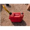 Image 3 : Gas Jerry Can