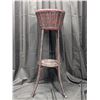 Image 1 : Nice Wicker Fern Stand