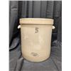 Image 1 : 5 Gal Medalta Crock w/ Handles