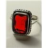 Image 1 : 16) NATURAL RECTANGULAR CUT GARNET SIZE 9
