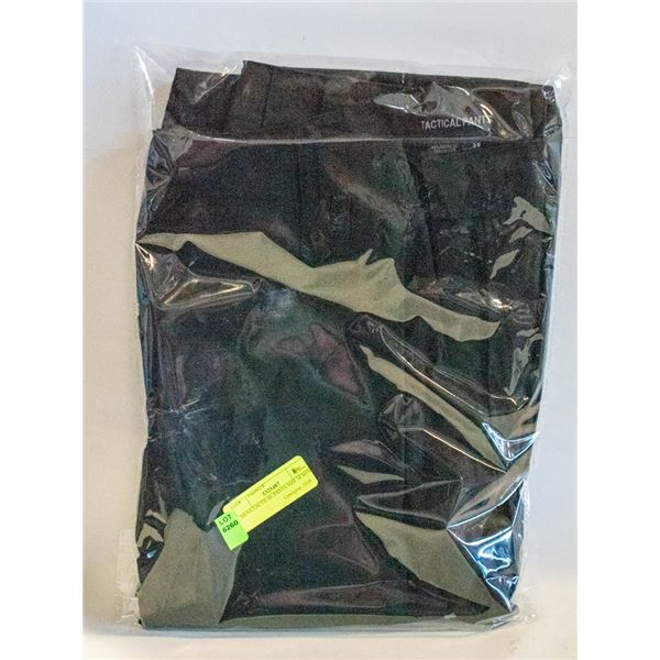 MENS TACTICAL PANTS SIZE 38 NEW