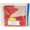 Image 1 : FLAG - XL CANADA FLAG (3 FT X 6 FT) WITH WOOD TOGG