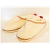 Image 1 : NEW INIBUD FUZZY SLIPPERS WHITE SIZE 8