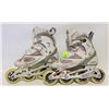 Image 1 : GIRLS ROLLERBLADES SIZE 4
