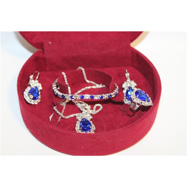COSTUME JEWELRY SET