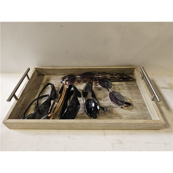 WOOD TRAY WITH ESTATE LOT OF SUNGLASSES