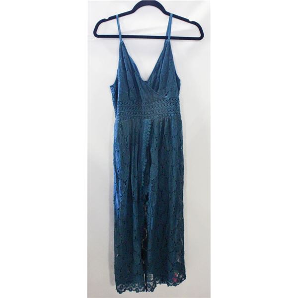 NEW CUPSHE MEDIUM BLUE DRESS