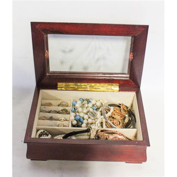 WOOD JEWLERY BOX WITH CONTENT
