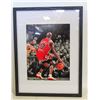 Image 1 : 17"x13" SIGNED MICHEAL JORDAN & KOBE BRYANT PRIN