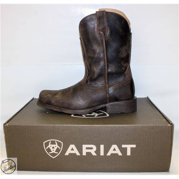 ARIAT MENS 8.5 RAMBLER GREY