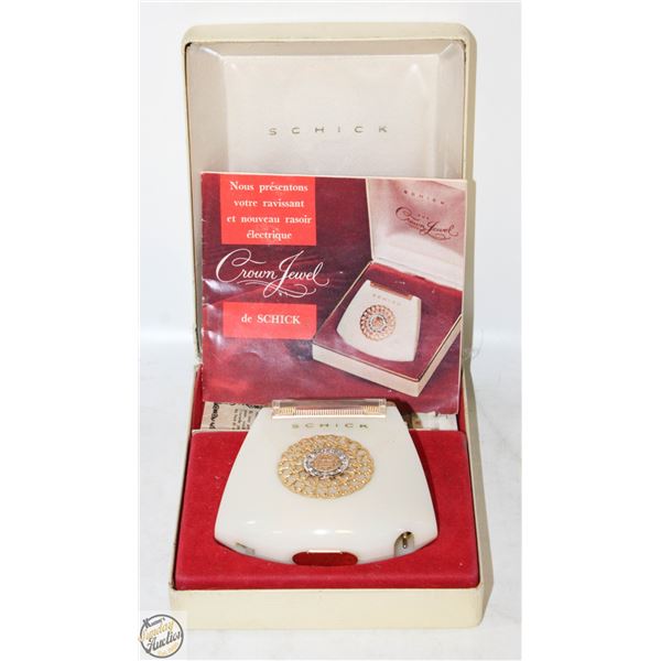 VINTAGE CROWN JEWEL DE SCHICK LADIES SHAVER IN