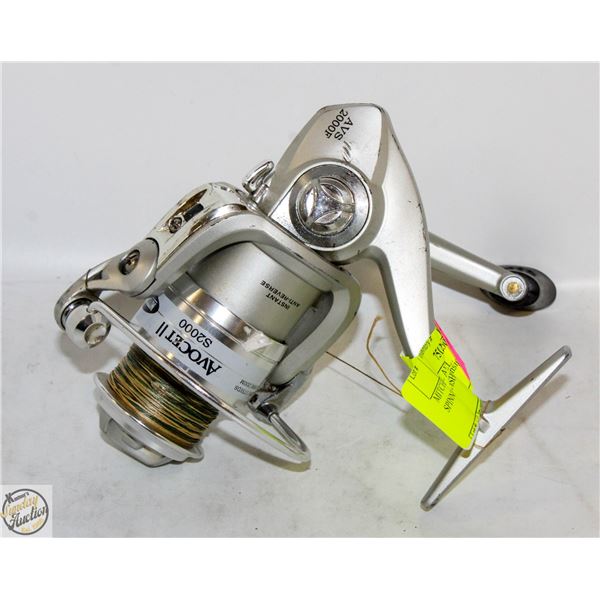 MITCHELL AVOCET II S2000 SPINNING FISHING REEL