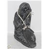 Image 1 : HEAVY INUIT ESKIMO W/ FISH SOAPSTONE SCULPTURE