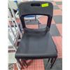 Image 2 : SET OF 4 NEW CB HOME PLASTIC STACKABLE CHAIRS