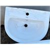 Image 1 : BIANCO 53CM X 20CM X 48CM PEDESTAL SINK