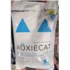 Image 2 : NEW 40LB BOXIE CAT CLUMPING CLAY CAT LITTER