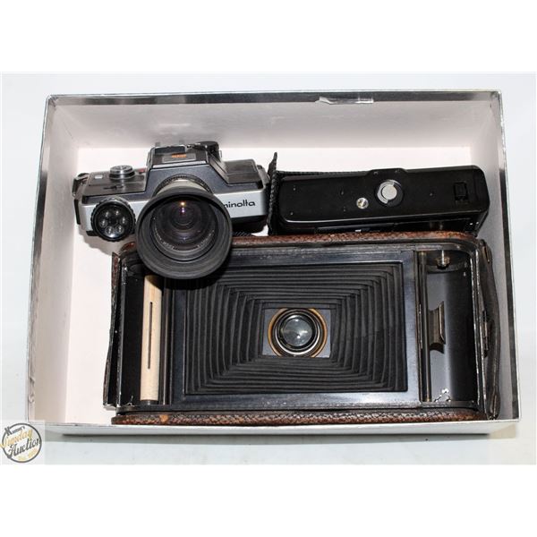 2 VINTAGE CAMERAS