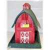 Image 1 : LARGE PLASTIC BARN STYLE BIRD HOUSE