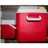 Image 1 : RUBBERMAID FOOD & DRINK COOLERS TOGETHER-ESTATE