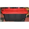 Image 1 : 45 GALLON HUSKY ROLLING TOTE WITH LATCHES