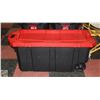 Image 1 : 45 GALLON HUSKY ROLLING TOTE WITH LATCHES