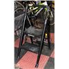 Image 1 : MASTERCRAFT COLLAPSIBLE 2 STEP LADDER