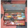 Image 1 : CRAFTSMAN TOOLBOX WITH TOOLS